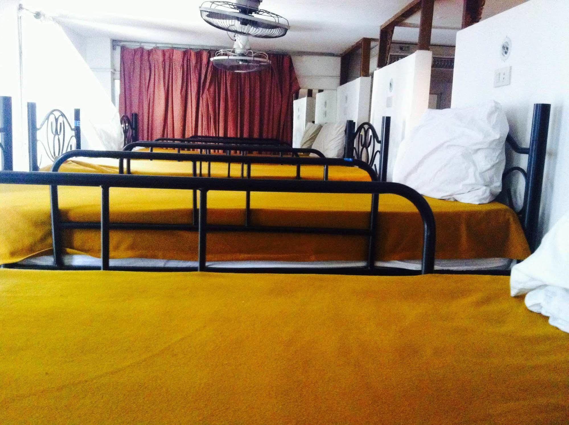 Hello Guest House 방콕 외부 사진